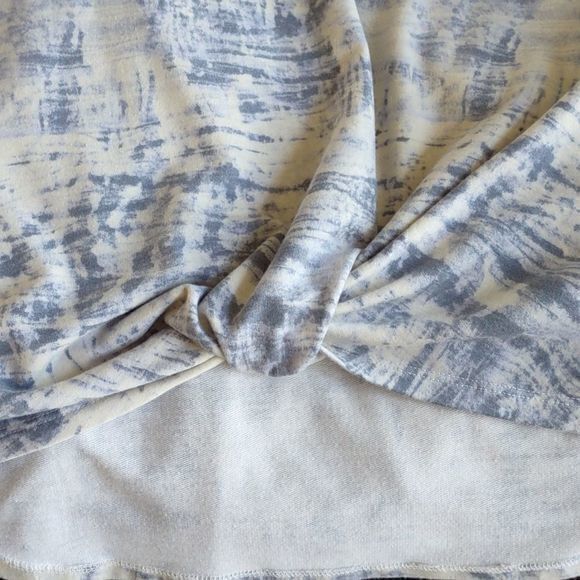 Rose + Olive Long Sleeve Tie Dye Shirt with Bunched Center Waist Size L - Picture 7 of 12